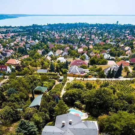 Balatonalmadi/balaton 17957 Holiday home Voroshegy