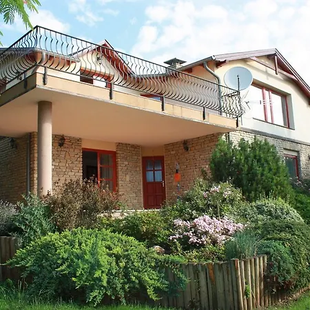 Holiday home Balatonalmadi/balaton 17957 Voroshegy
