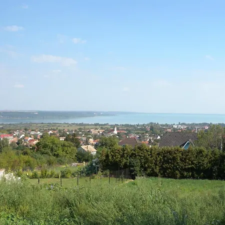 Balatonalmadi/balaton 17957 * Voroshegy